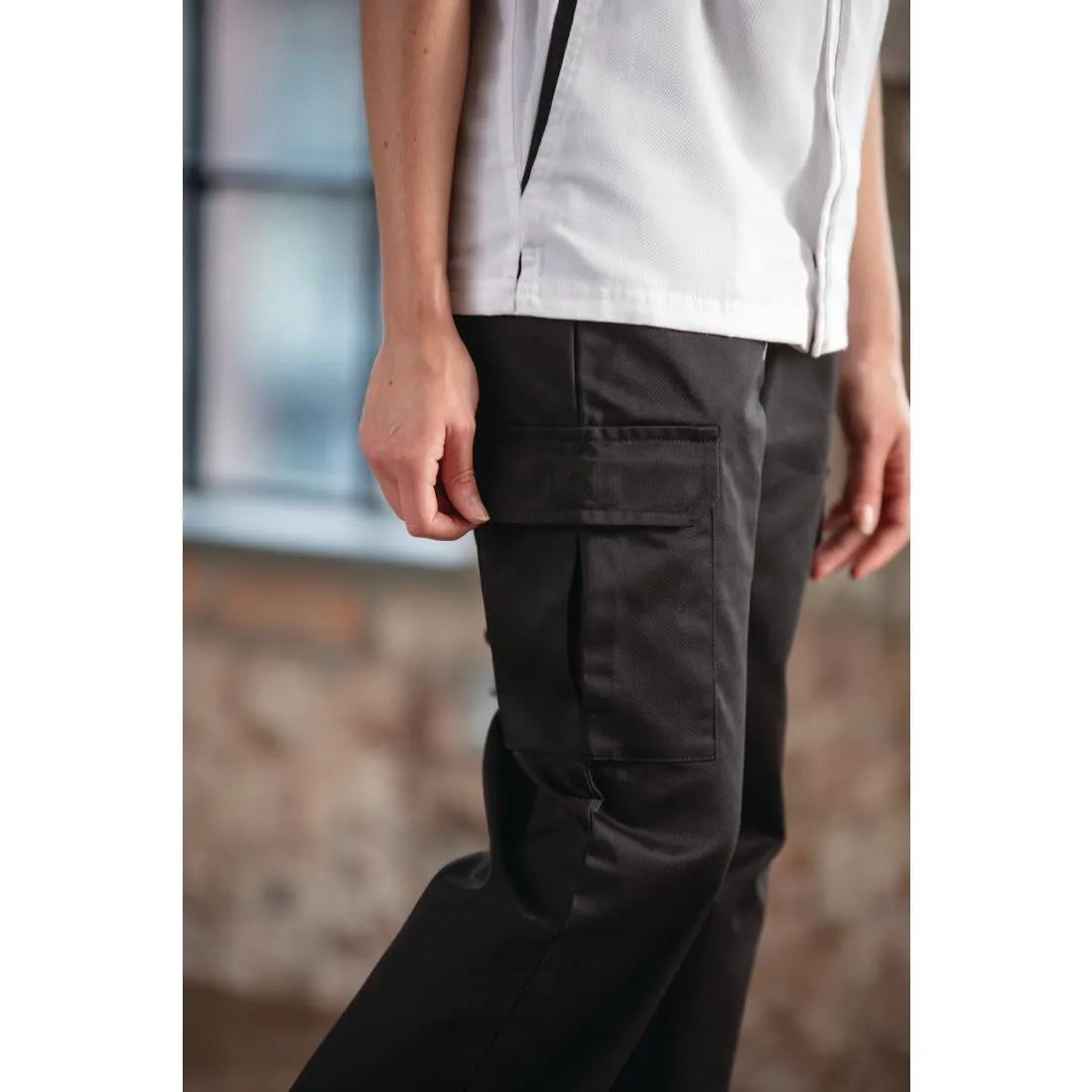 BB700-L Whites Cargo Pants L