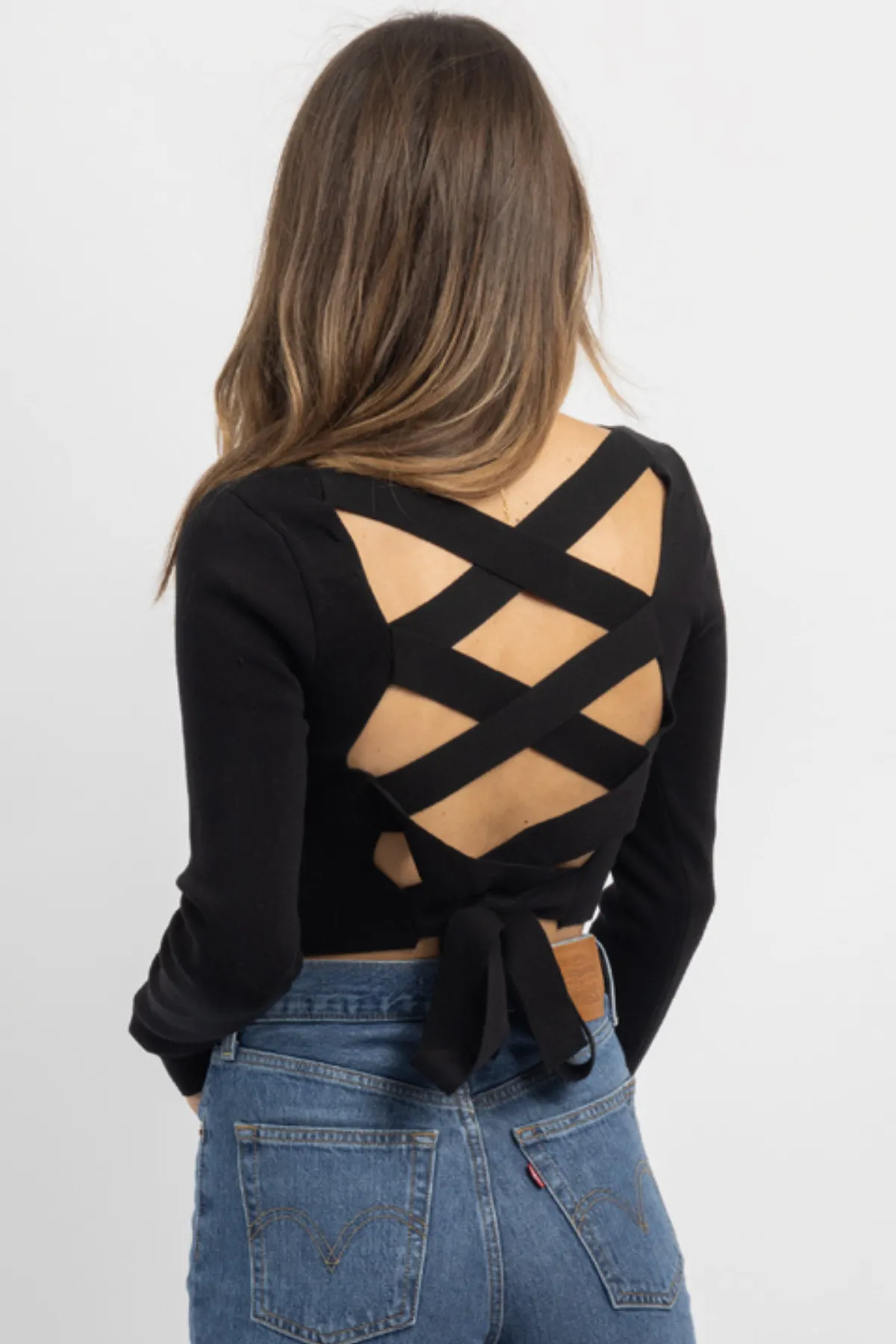 BLACK LONGSLEEVE KNIT TIE-BACK TOP