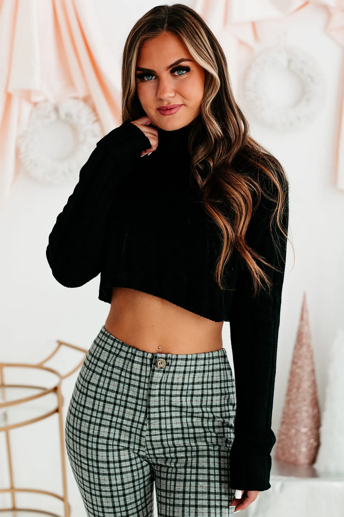 Distracted By You Cropped Turtleneck Sweater (Black)