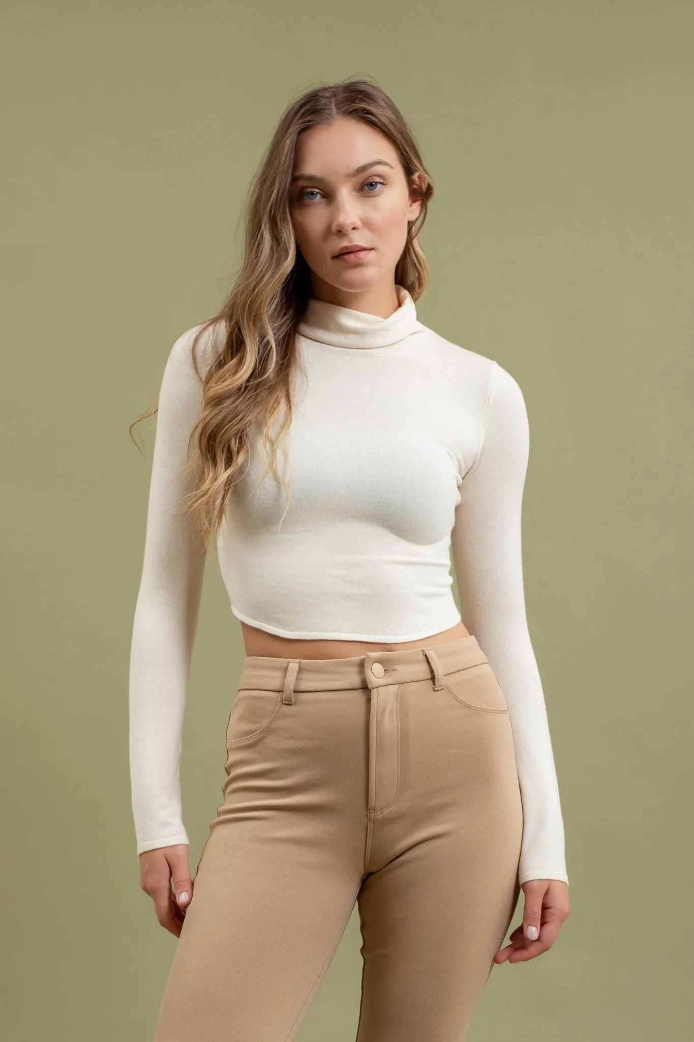 DRAPE TURTLENECK CROPPED KNIT SWEATER