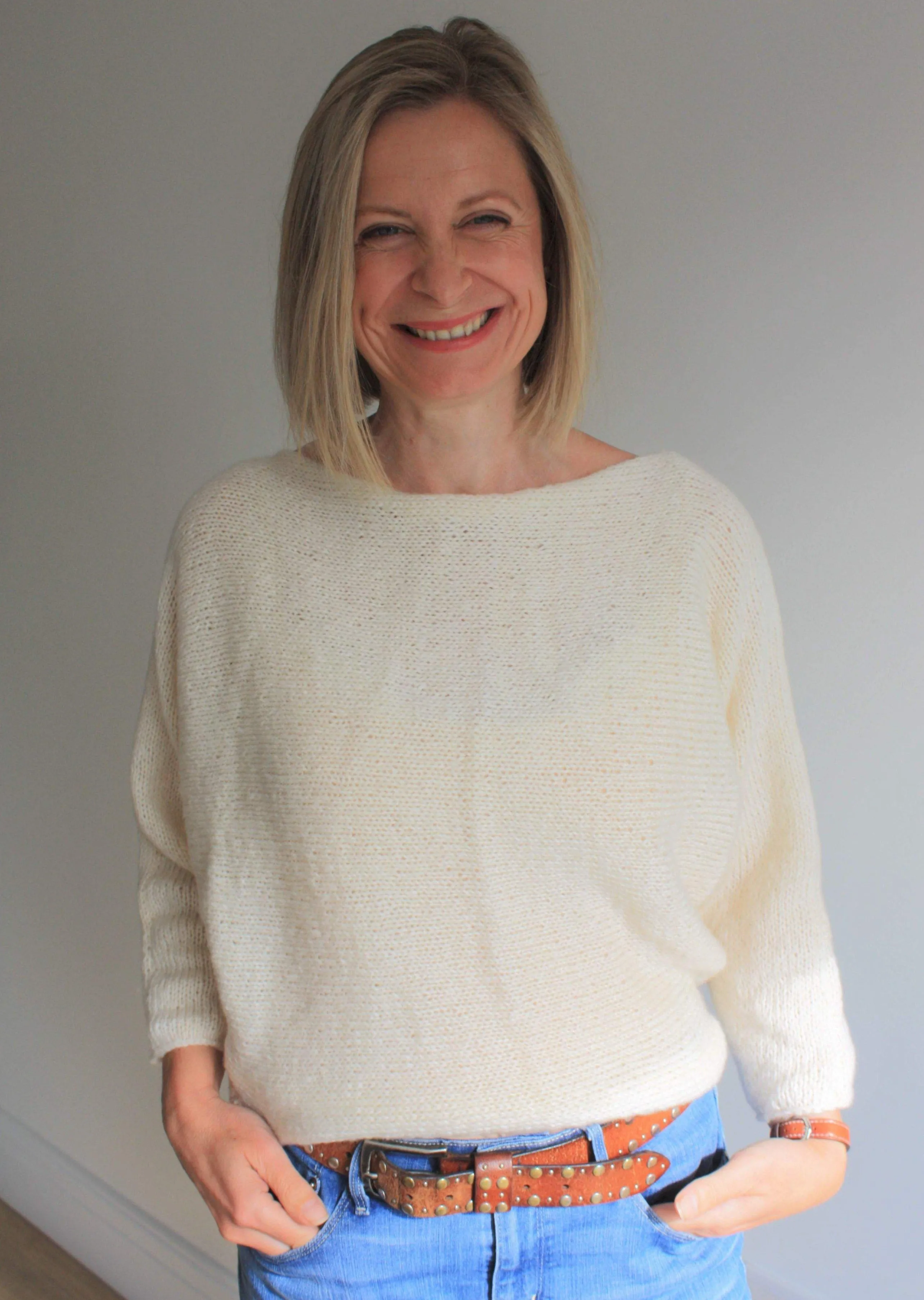 Easy Knitting Pattern - Beginners Batwing Sweater