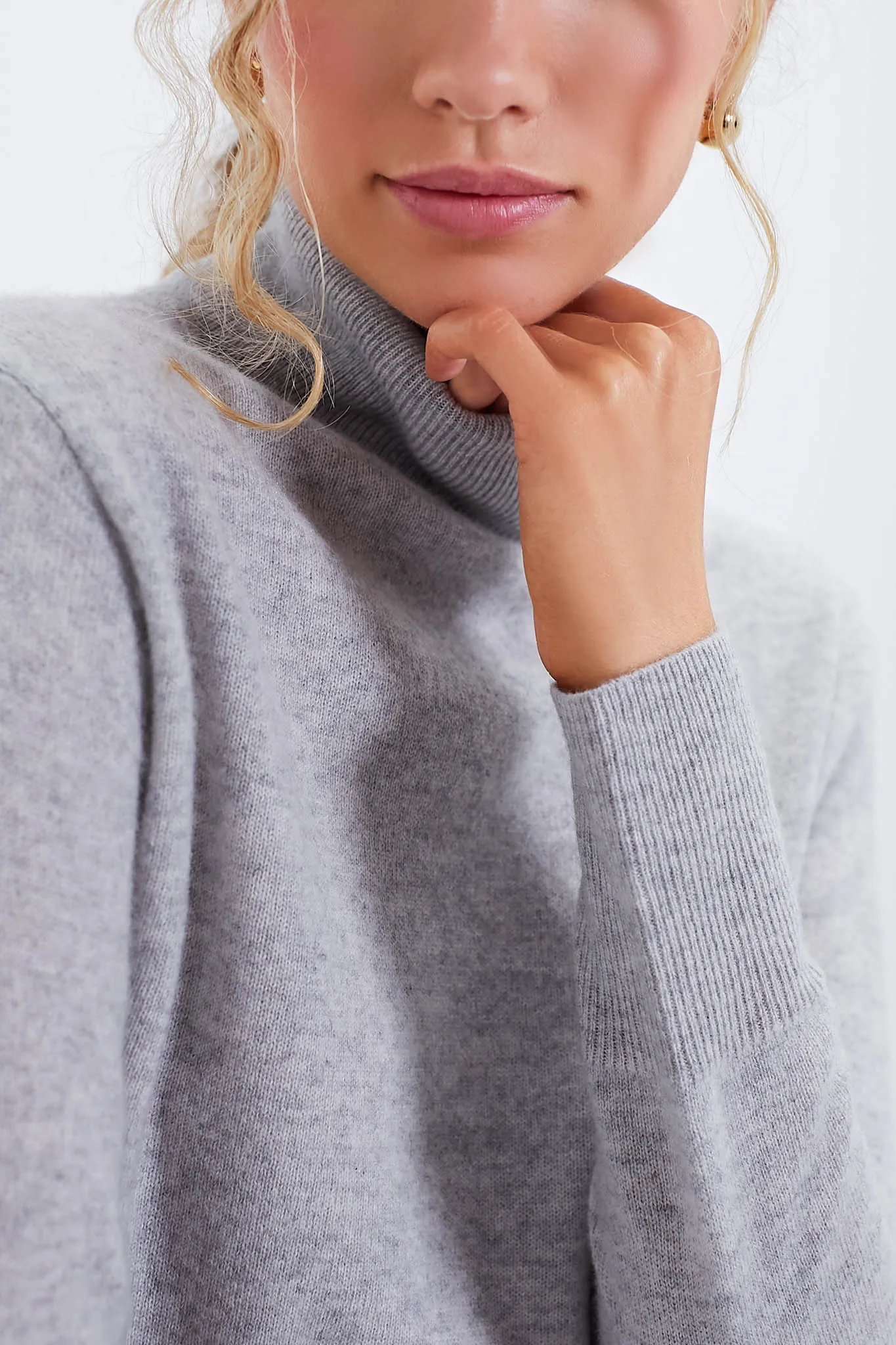 Gray Cashmere Turtleneck Sweater