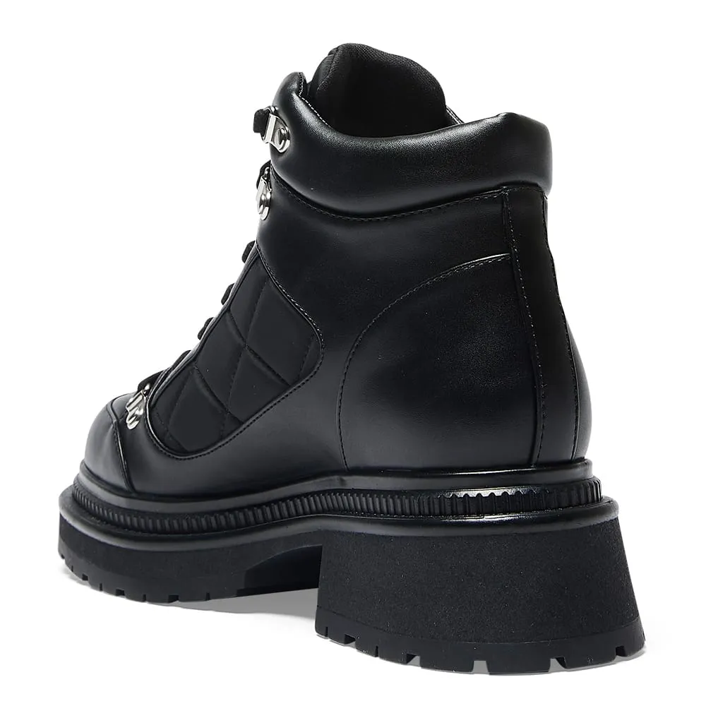 Kai Boot in Black Smooth