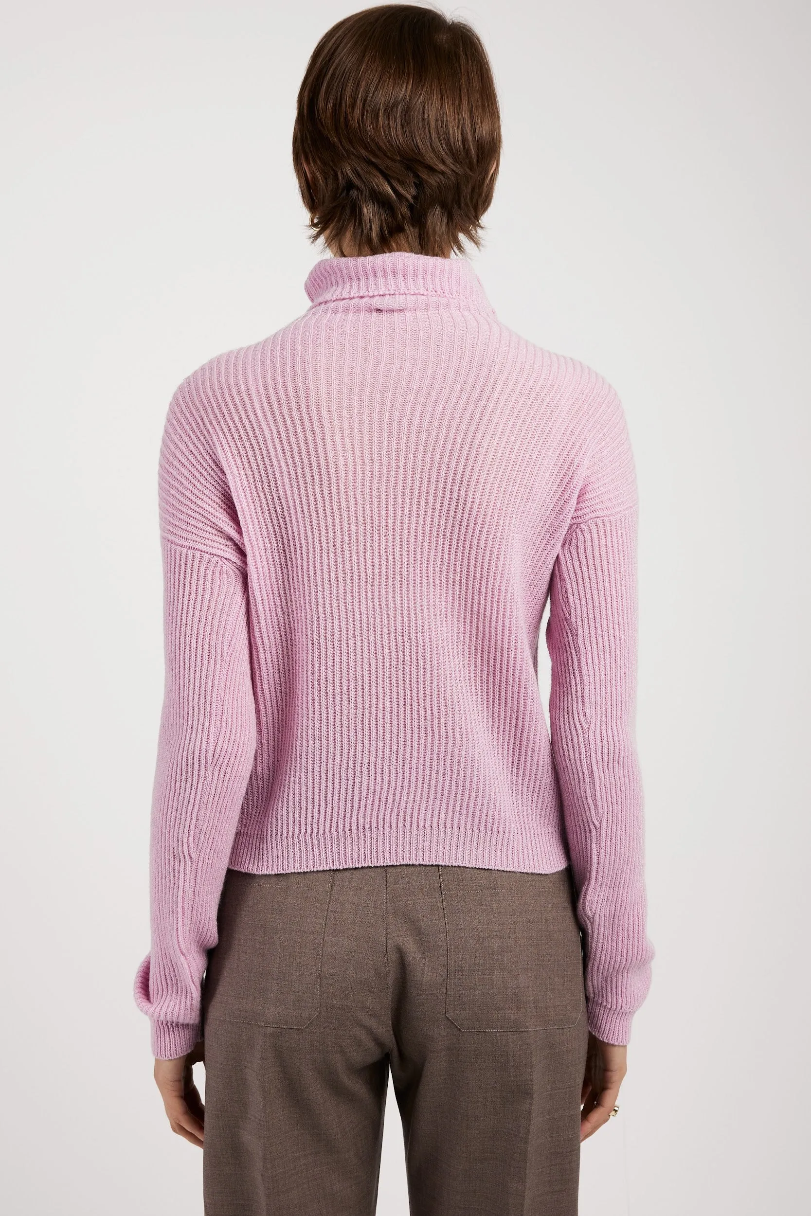 Light Cashmere Turtleneck Sweater in Rose