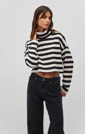 LONG SLEEVE TURTLENECK CROP TOP