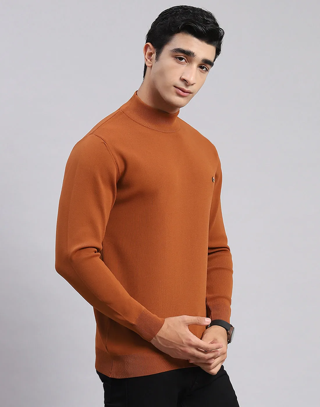 Men Rust Solid T Neck Full Sleeve Sweaters/Pullovers