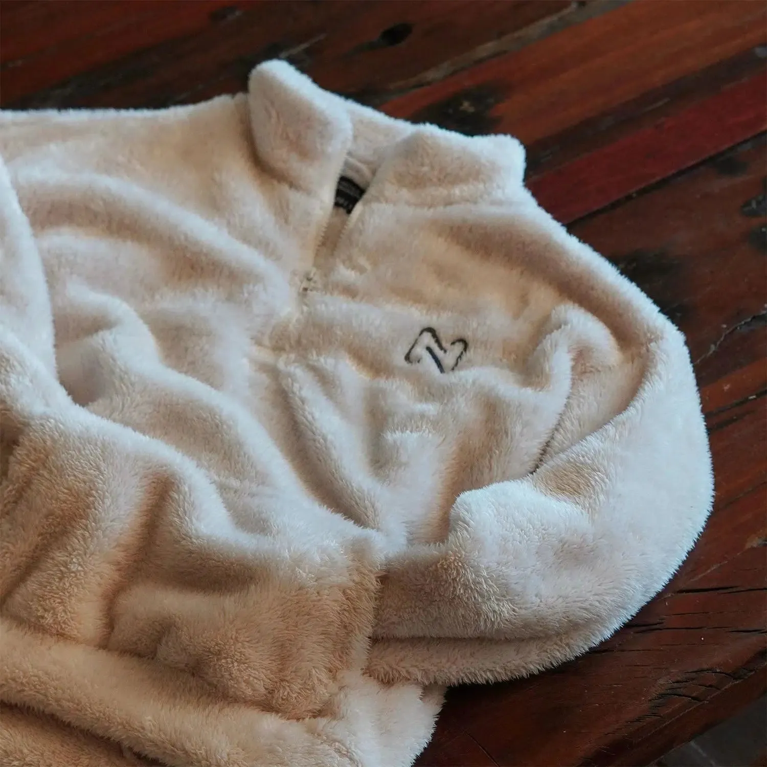 Perfect Après-Ski Sherpa Pullover by Nova Pharma