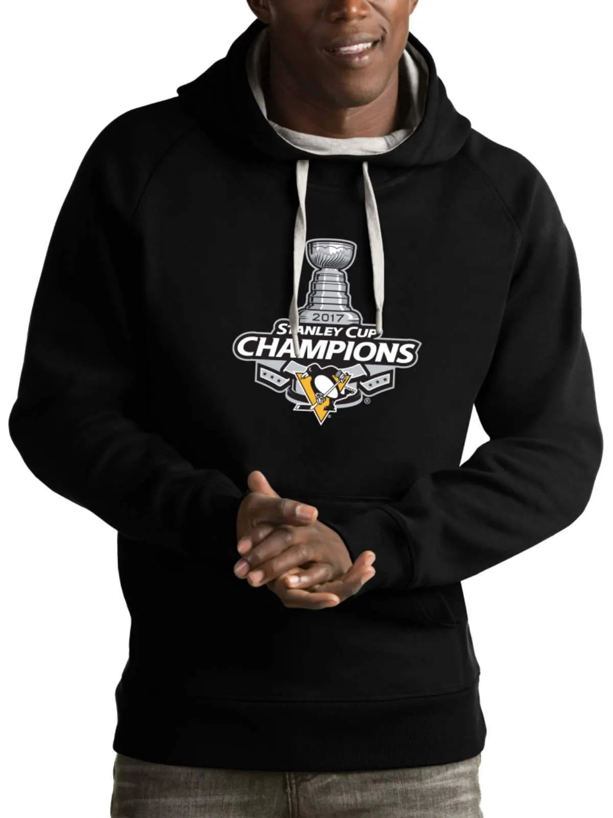 Pittsburgh Penguins Antigua 2017 Stanley Cup Champions Hoodie Sweatshirt