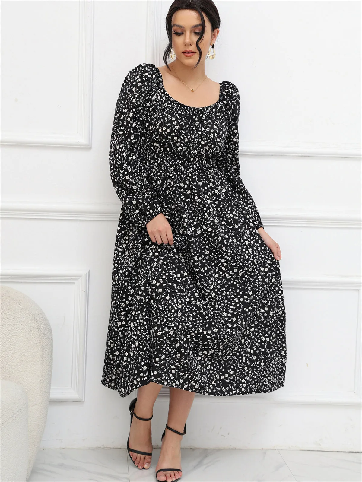 Plus Size Puff Sleeve Mid Length Dress