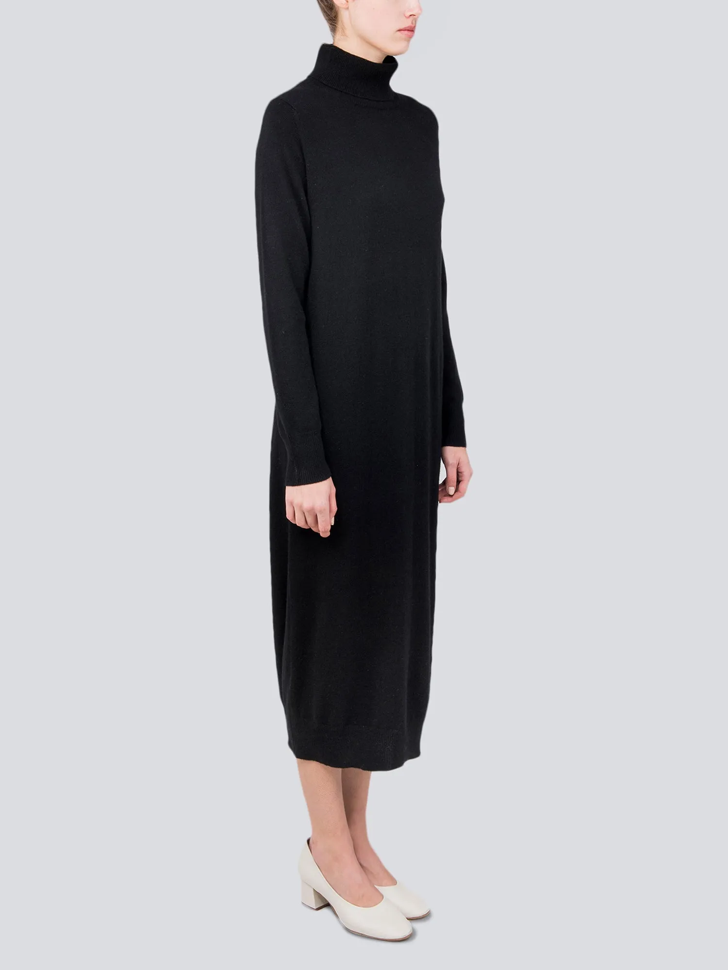 Turtleneck Maxi Dress_Black